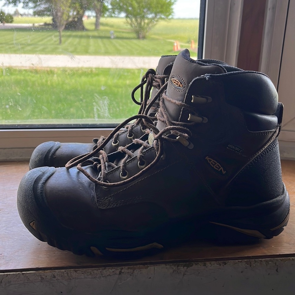 Mens work boots